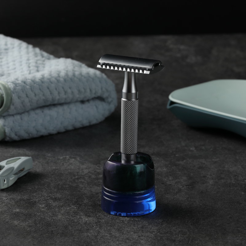 حامل ماكينة الحلاقة للرجال من  - مراجعة Men'S Grooming Organizer وسعره